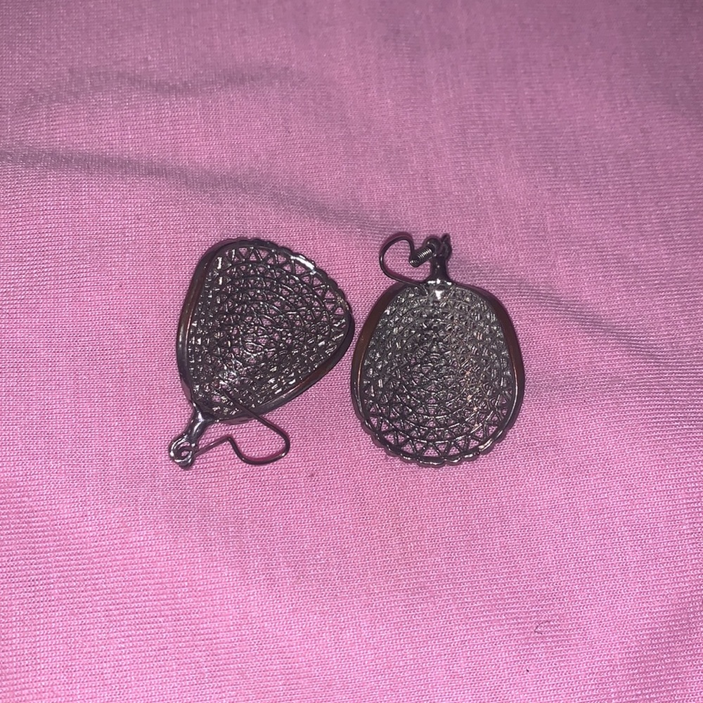 Beautiful dangle earrings - Picture 3 of 8